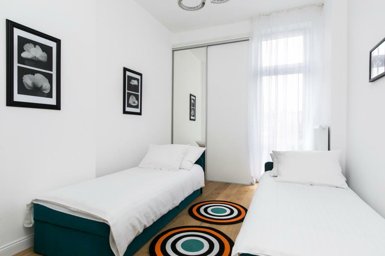 Old Town Cristal Apartment By Otium Krakow Exterior photo