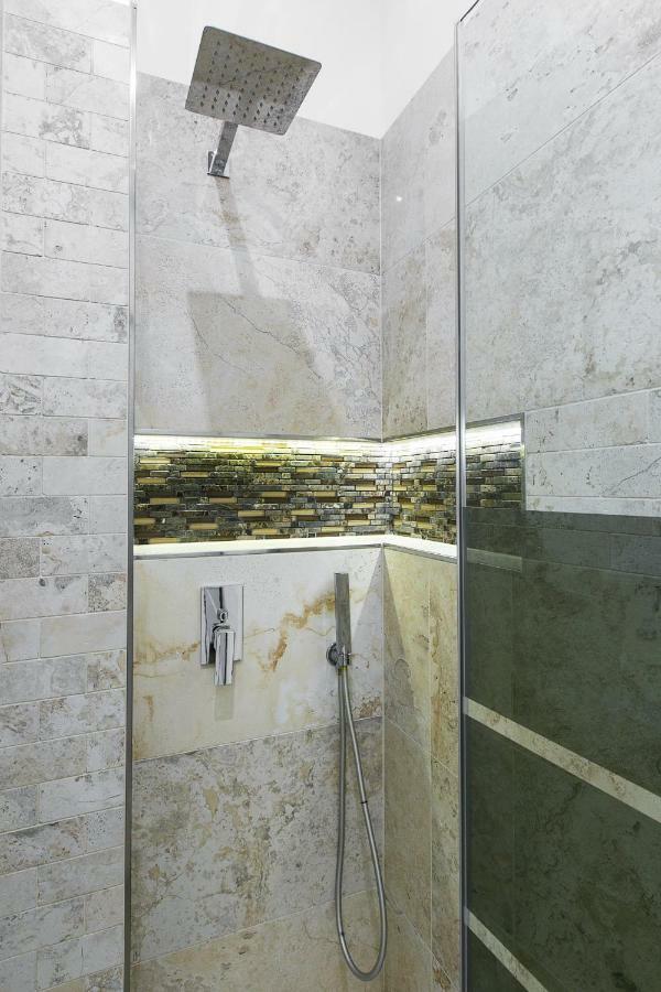 Old Town Cristal Apartment By Otium Krakow Exterior photo